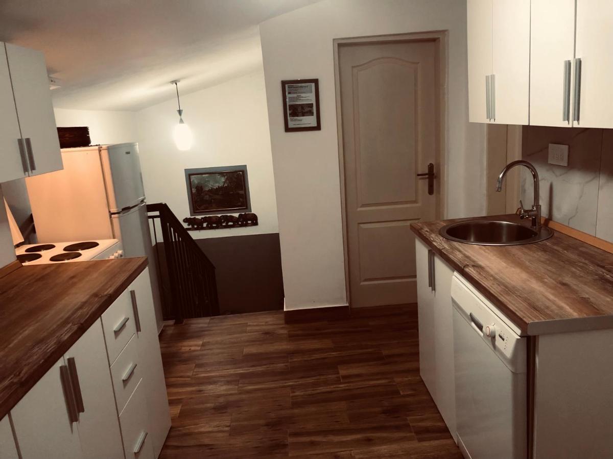 Apartmani Miljana Bar Zewnętrze zdjęcie