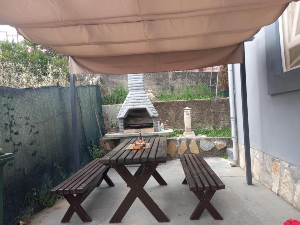 Apartmani Miljana Bar Zewnętrze zdjęcie
