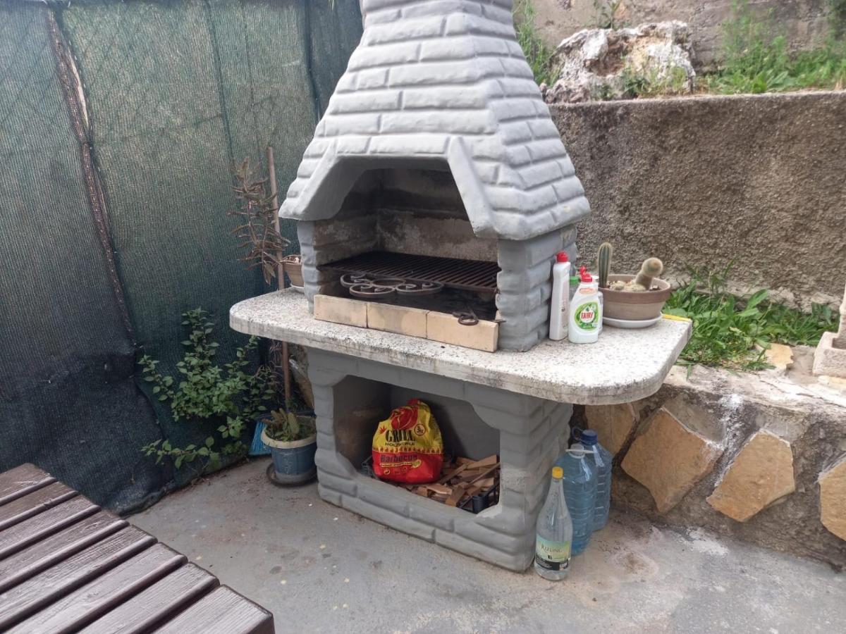Apartmani Miljana Bar Zewnętrze zdjęcie