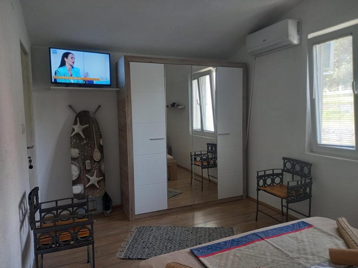 Apartmani Miljana Bar Zewnętrze zdjęcie