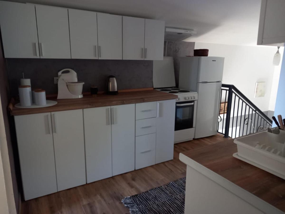 Apartmani Miljana Bar Zewnętrze zdjęcie