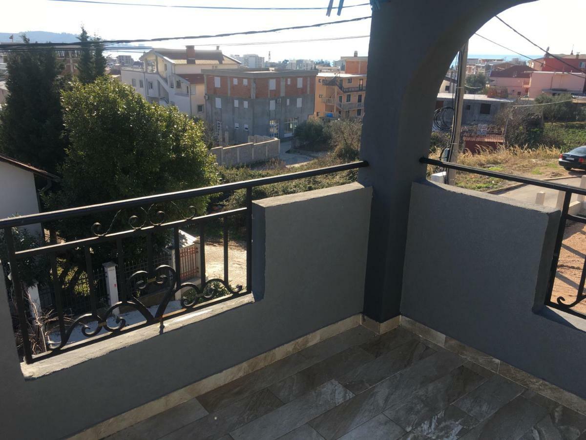 Apartmani Miljana Bar Zewnętrze zdjęcie